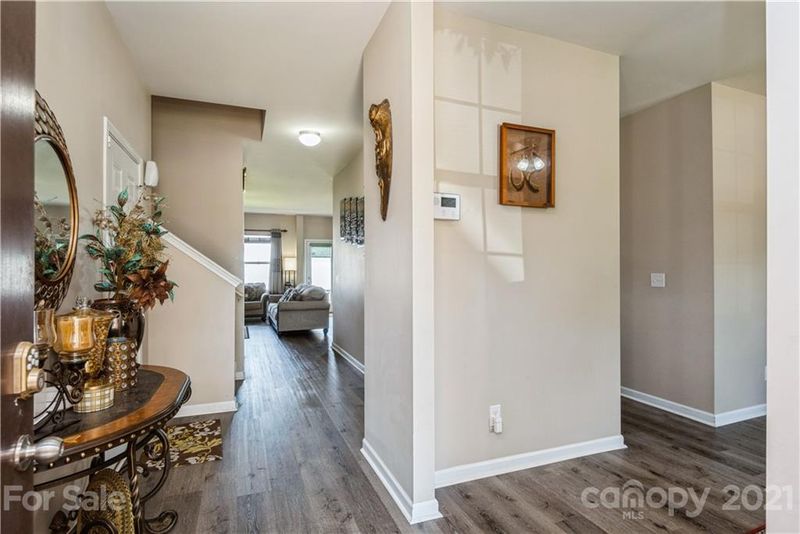 8707 Gray Willow Rd, Charlotte, NC 28227
