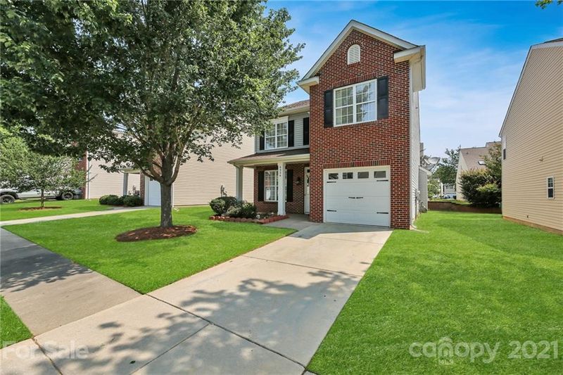 9326 Longstone Ln, Charlotte, NC 28277