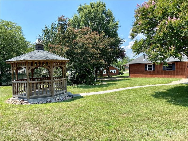 5611 Wright Rd, Kannapolis, NC 28081