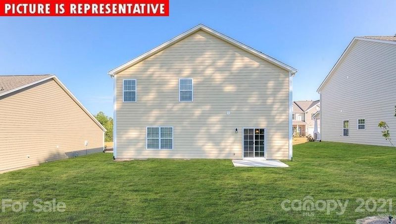 7103 Bandera Dr, Charlotte, NC 28214