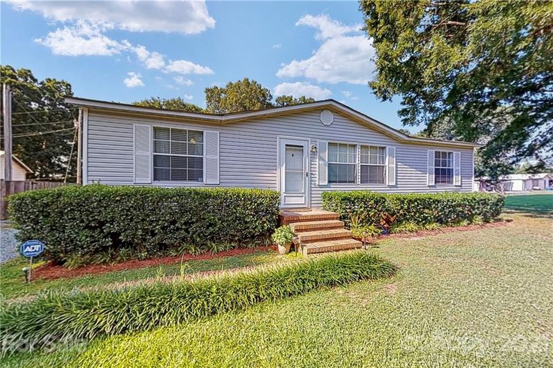 3813 Helmsville Rd, Monroe, NC 28110