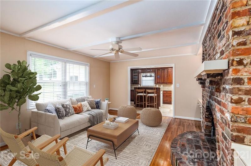 3925 Chandworth Rd, Charlotte, NC 28210