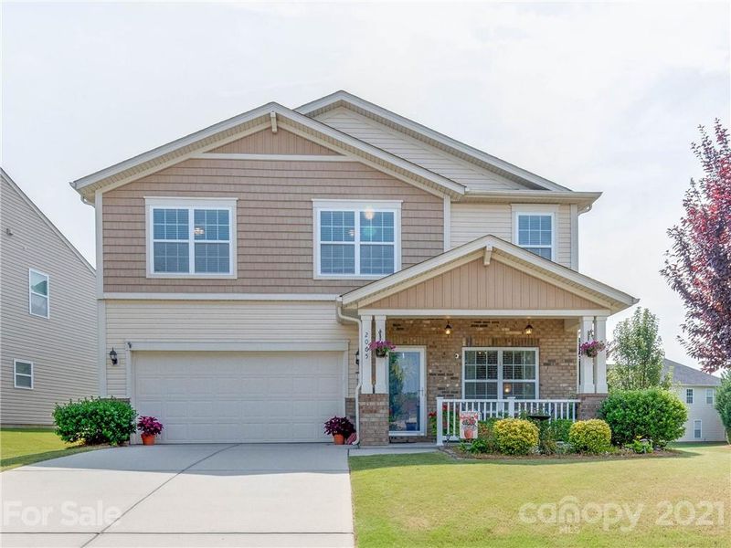 2065 Blue Iris Dr, Matthews, NC 28104