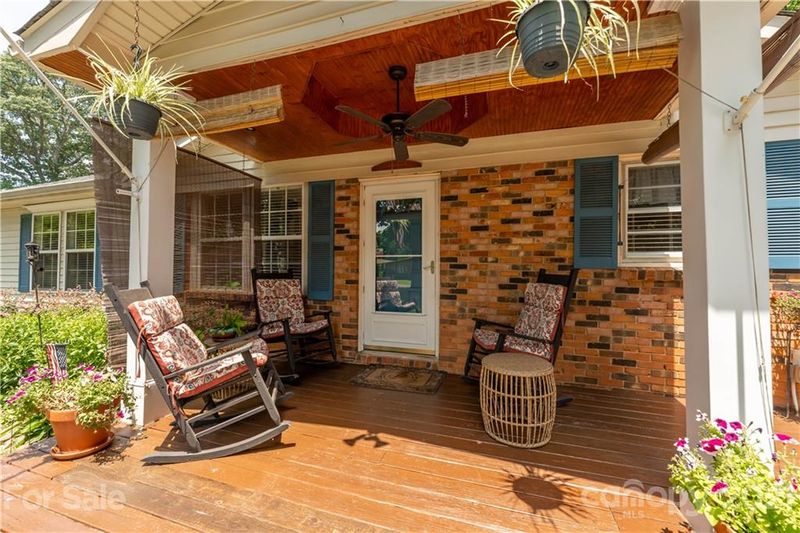 8038 Laine Rd, Charlotte, NC 28214
