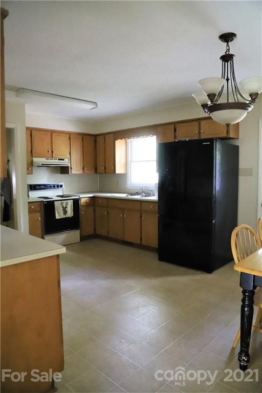 2154 Greystone Cir, Catawba, SC 29704