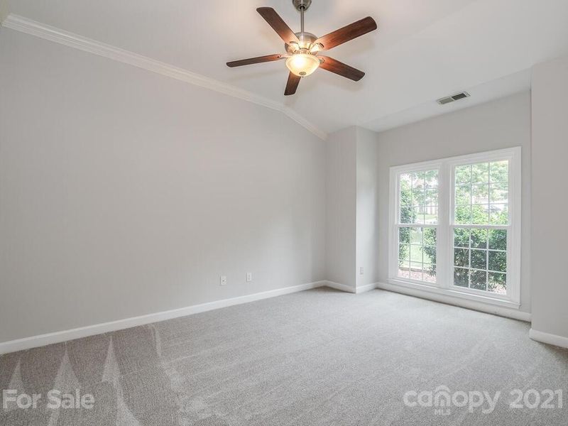 1810 Thornblade Ridge Dr, Matthews, NC 28105