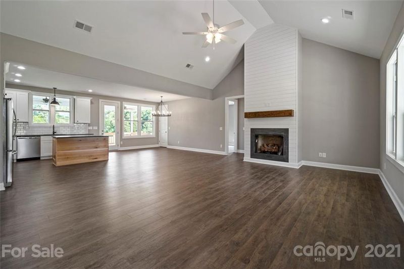 219 Lone Pine Rd #9, Statesville, NC 28625
