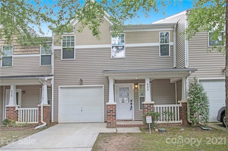 522 Doughton Ln, Charlotte, NC 28217