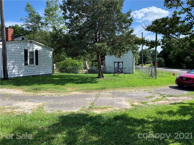 4228 E Flat Creek Rd E, Lancaster, SC 29721