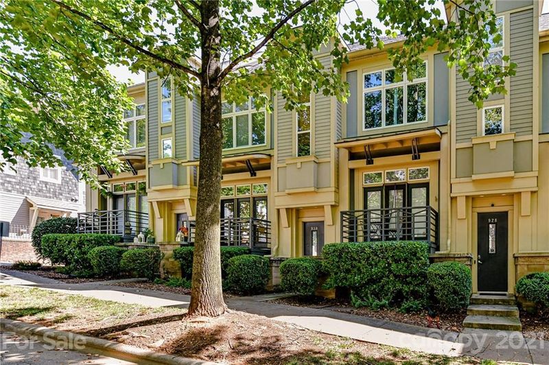 930 Garden District Dr, Charlotte, NC 28202