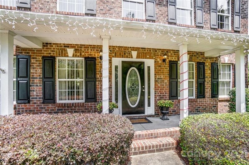 1053 Arrowhead Dr SE, Concord, NC 28025