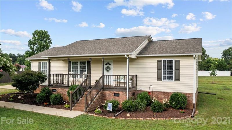 135 Flushing Dr, York, SC 29745