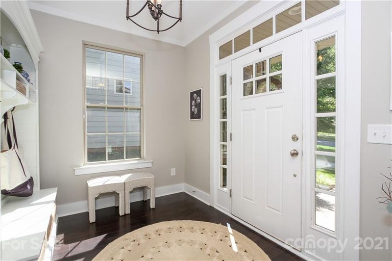 2315 Double Oaks Rd, Charlotte, NC 28206