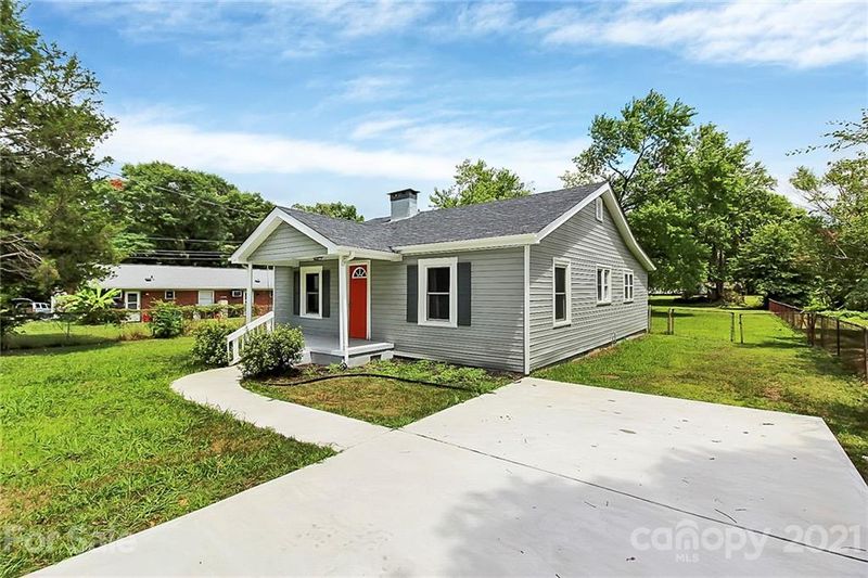 334 Belton Ave, Mount Holly, NC 28120