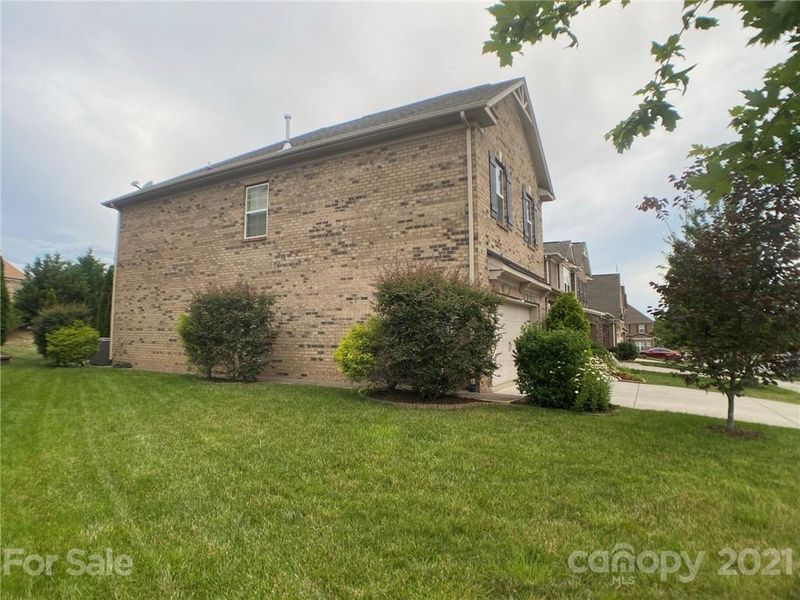 2350 Barrowcliffe Dr, Concord, NC 28027