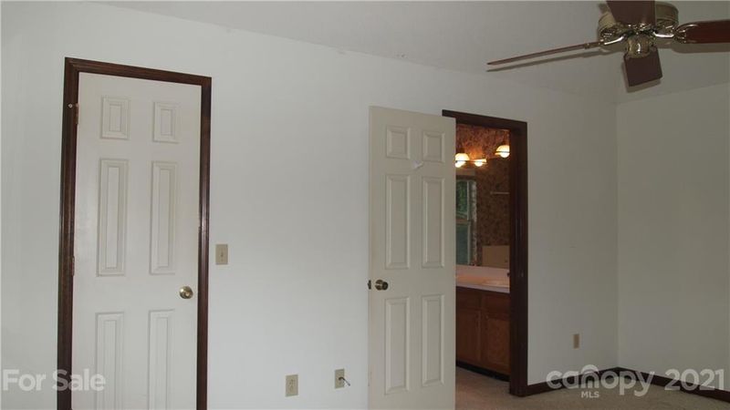 10307 Atchinson Dr, Mint Hill, NC 28227