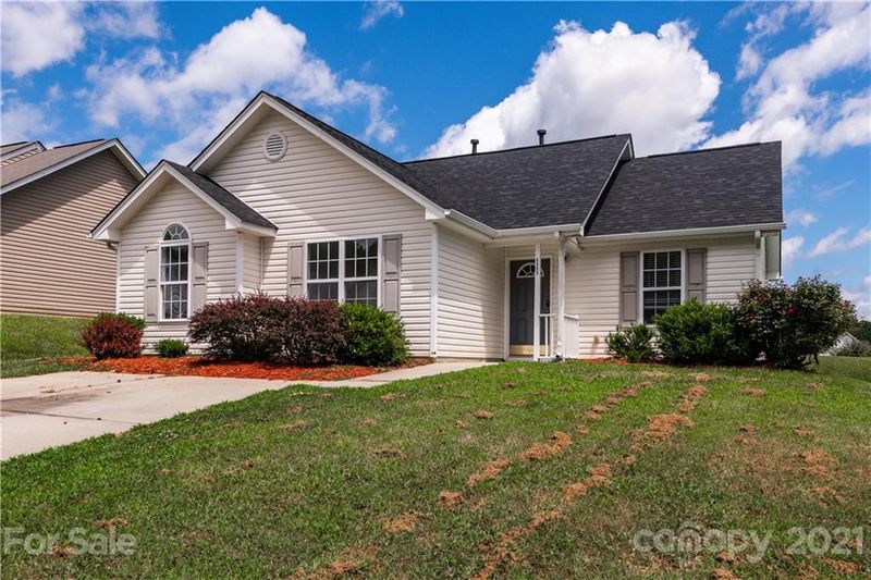 6008 Bradford Ct, Dallas, NC 28034