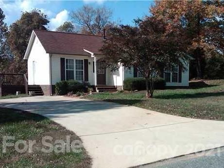 1825 Smyrna Ln, Catawba, NC 28609