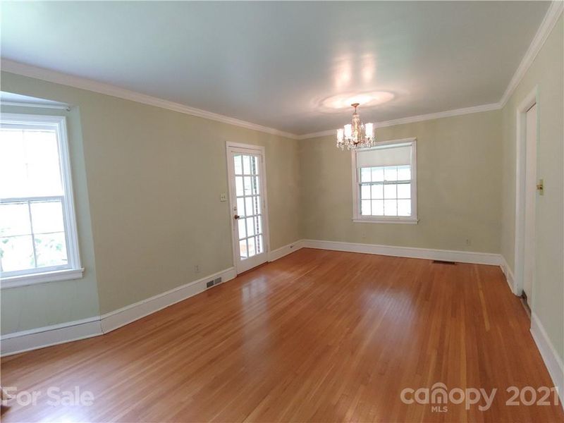 2600 Park Ln, Charlotte, NC 28214
