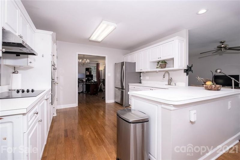 5914 Ryder Ave, Charlotte, NC 28226