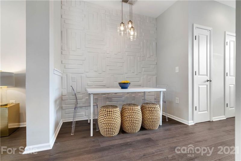 1433 Camden Rd, Charlotte, NC 28203