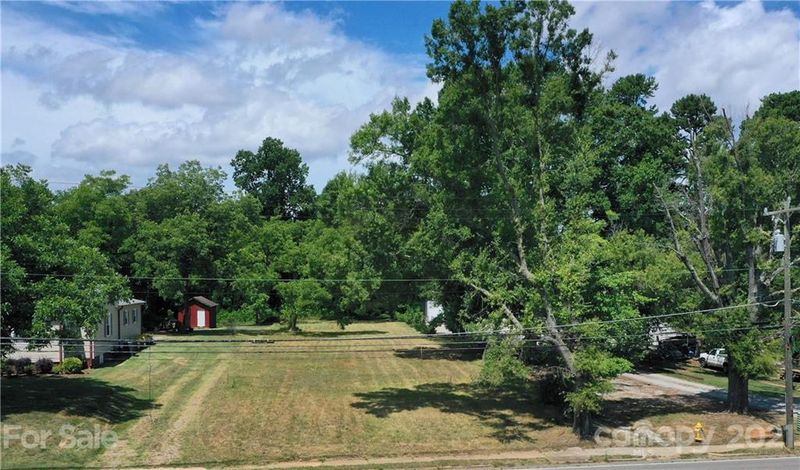 574 N Broad St, Mooresville, NC 28115