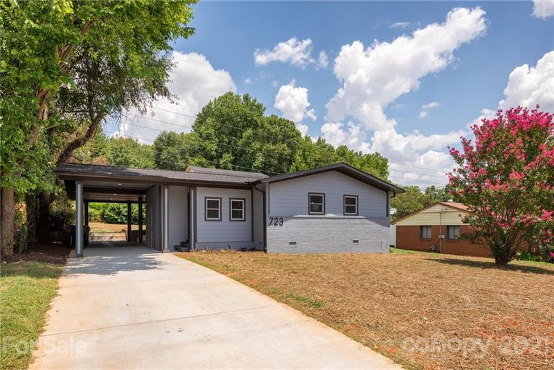 723 Norwood Dr, Charlotte, NC 28208