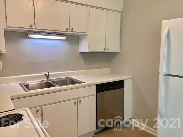 2025 Harvest Ln #75, Charlotte, NC 28210