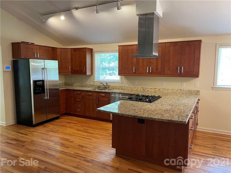 320 Owen Blvd, Charlotte, NC 28213