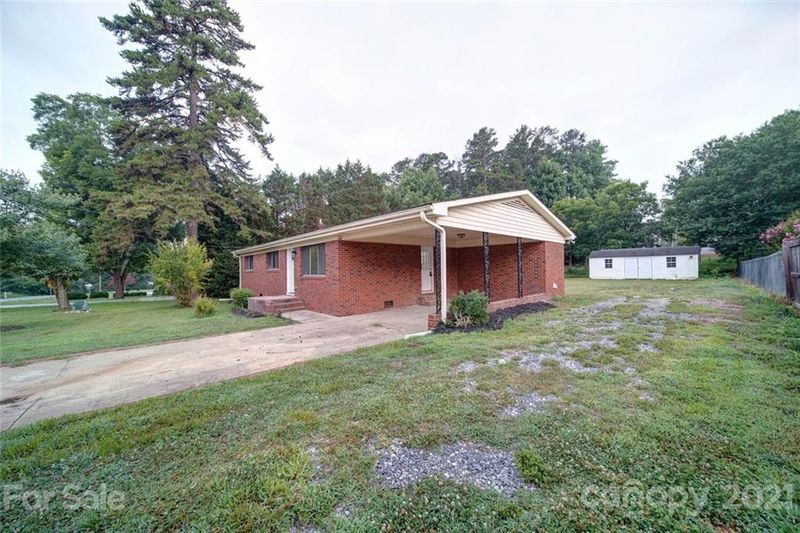 363 South Cir NW, Concord, NC 28027