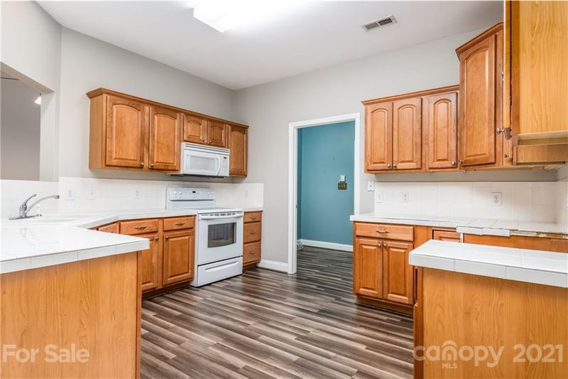 2721 Touchstone Cir, Newton, NC 28658