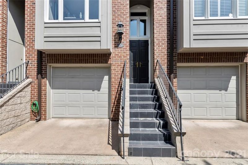 367 W 7th St #367, Charlotte, NC 28202