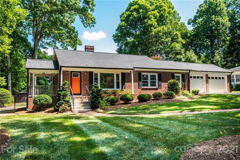 109 8th St NE, Conover, NC 28613