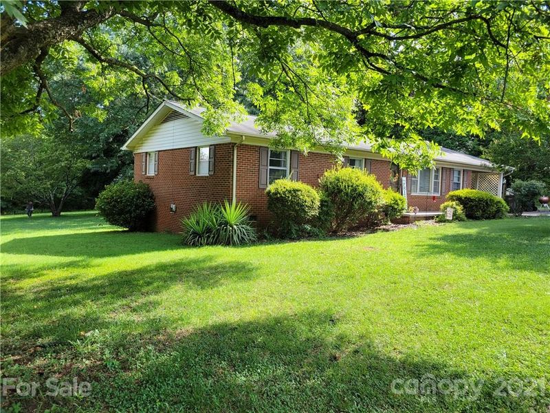 2601 Eva Dr, Concord, NC 28027