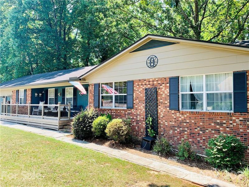 911 Applewood Ave, Kannapolis, NC 28081