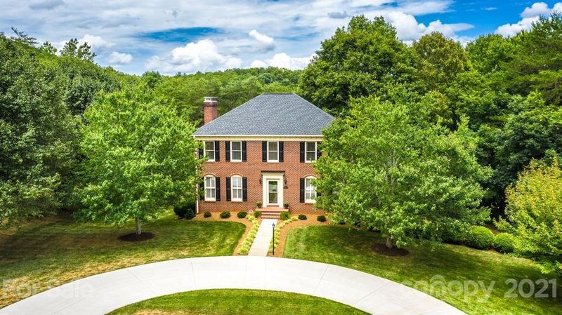6188 Willowbottom Rd, Hickory, NC 28602