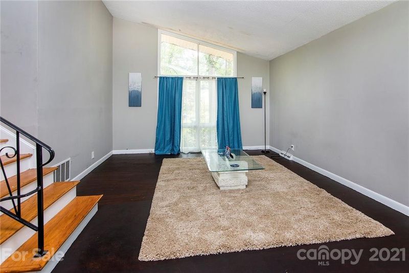 1228 Clanton Rd, Charlotte, NC 28217
