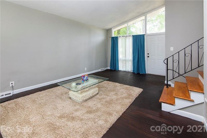 1228 Clanton Rd, Charlotte, NC 28217
