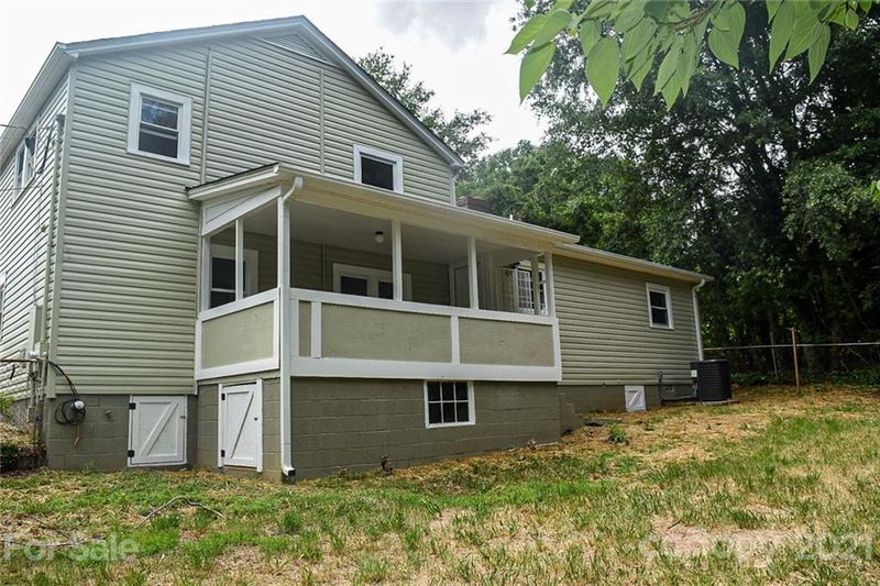 617 3rd St, Hickory, NC 28602