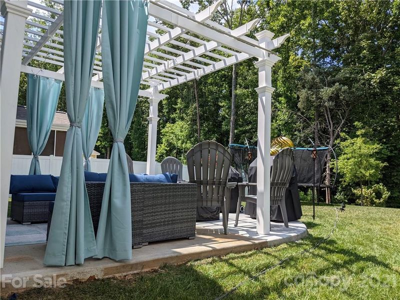 129 Eureka Ct, Lake Wylie, SC 29710