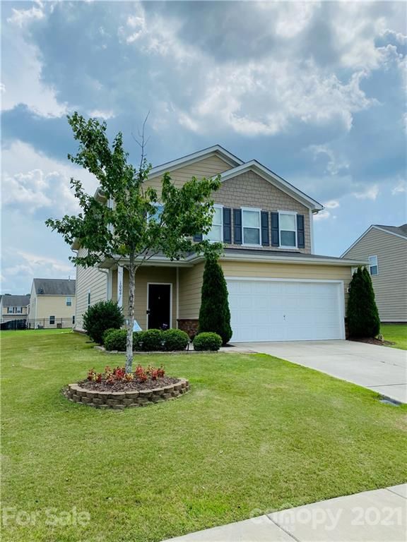 1006 Dawn Light Rd, Indian Trail, NC 28079