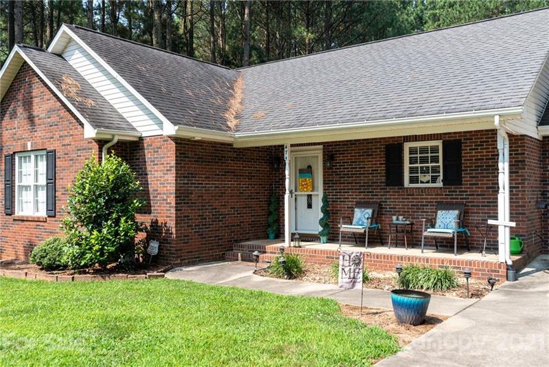 474 Pine Forest Ct, Vale, NC 28168