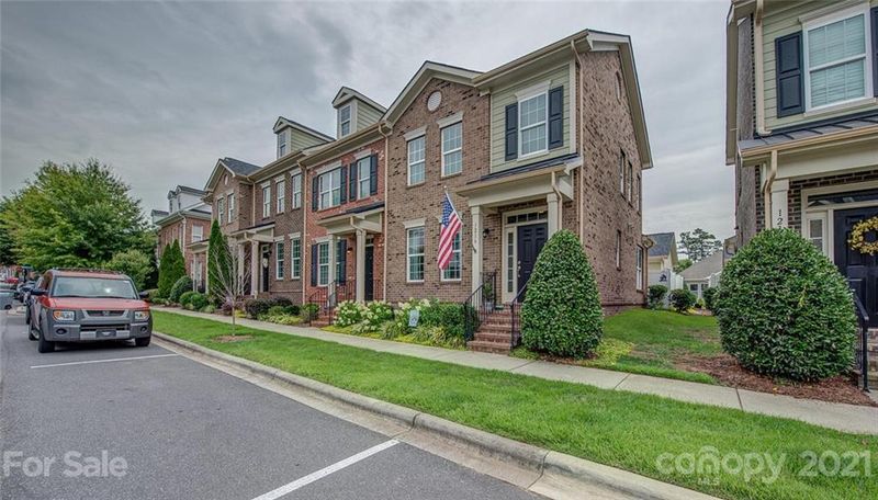 1216 Assembly St, Belmont, NC 28012