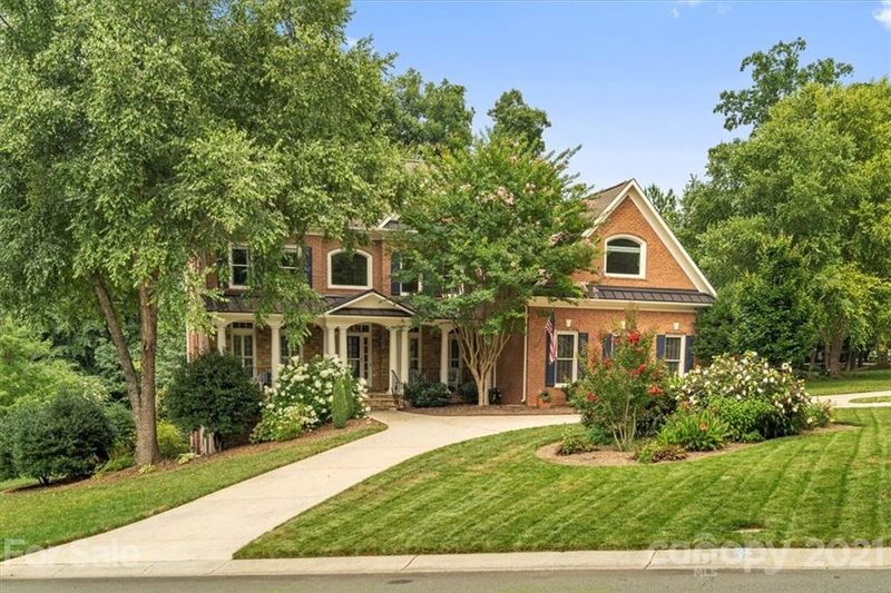 6003 Stanbury Dr, Matthews, NC 28104