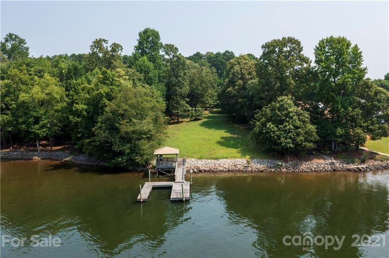 8653 Howard Dr, Terrell, NC 28682