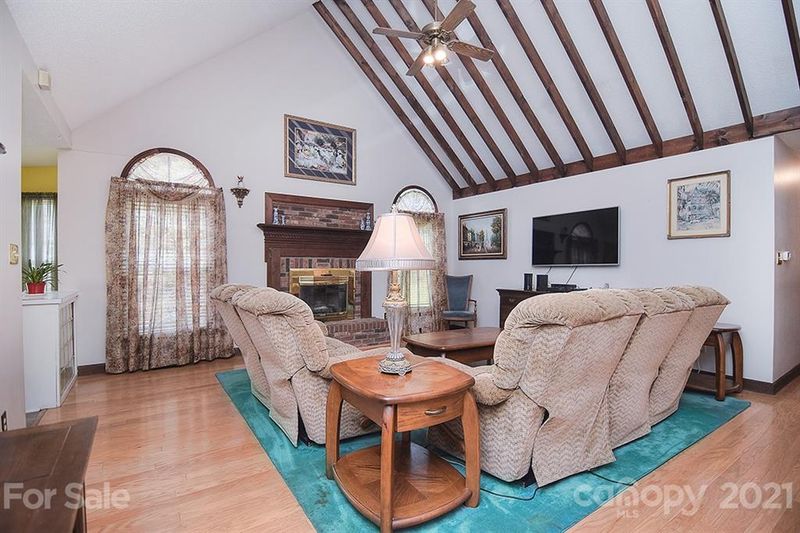 3314 Sam Wilson Rd, Charlotte, NC 28214