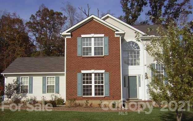 9803 Veronica Dr, Charlotte, NC 28215