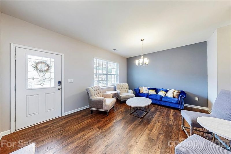 7015 Branch Fork Rd, Charlotte, NC 28215