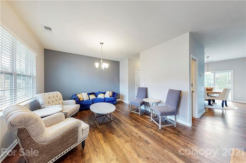 7015 Branch Fork Rd, Charlotte, NC 28215