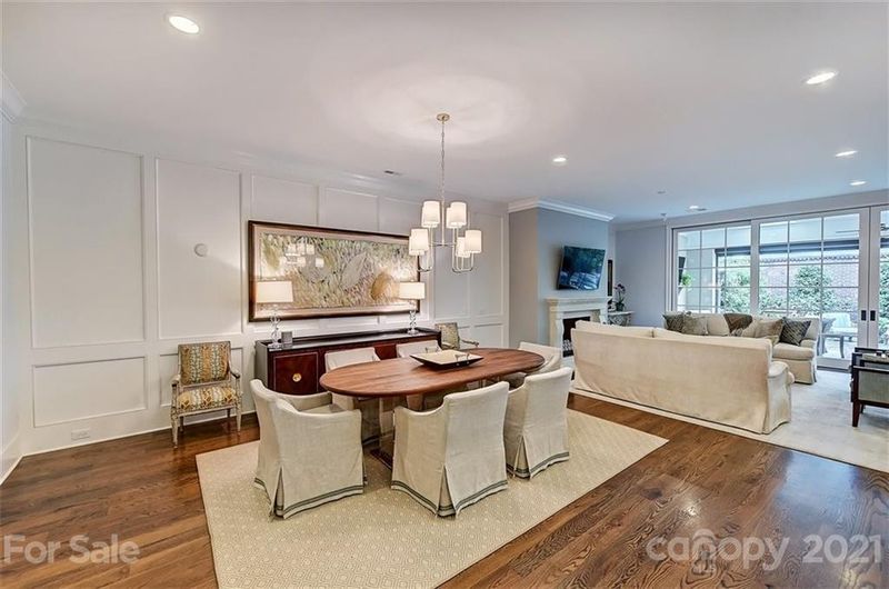 111 Huntley Pl, Charlotte, NC 28207